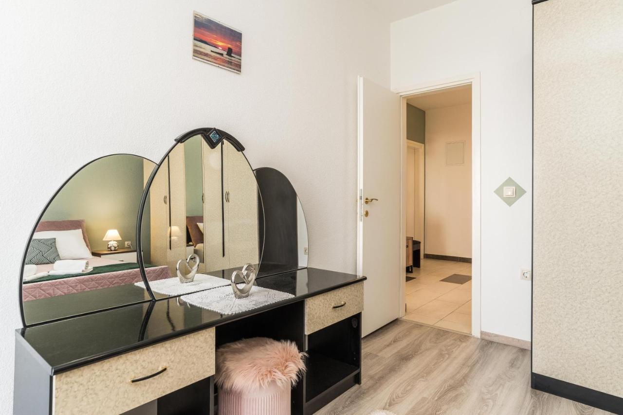 Apartments Matilda Sukošan Buitenkant foto