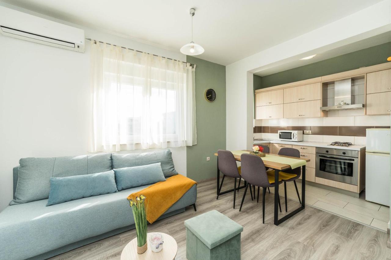 Apartments Matilda Sukošan Buitenkant foto