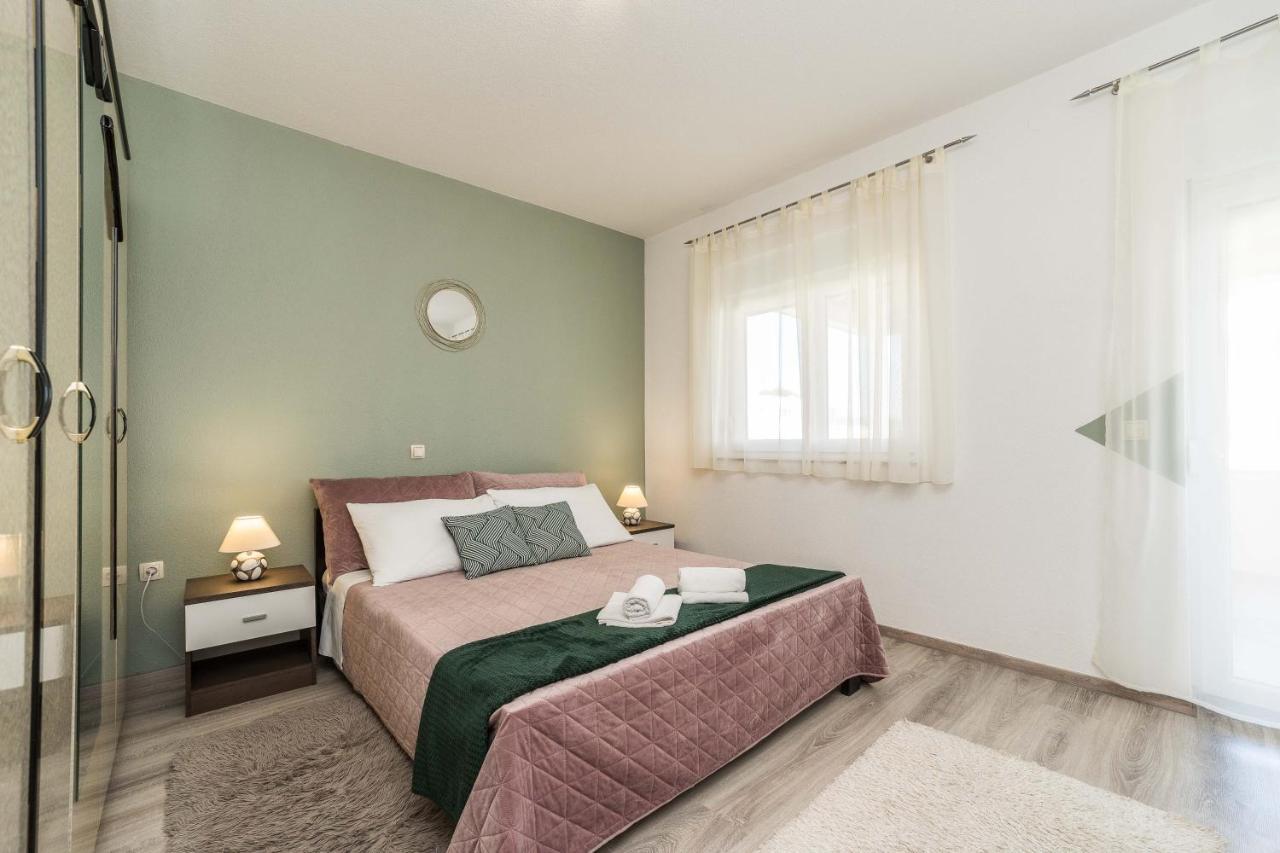 Apartments Matilda Sukošan Buitenkant foto