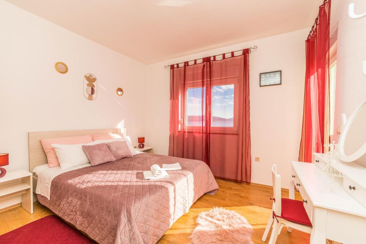 Apartments Matilda Sukošan Buitenkant foto
