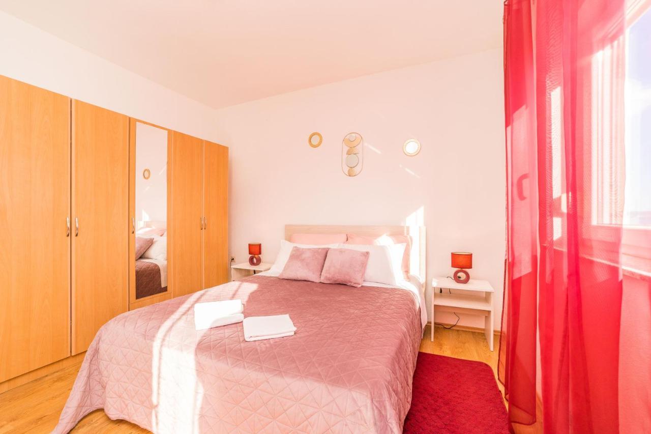 Apartments Matilda Sukošan Buitenkant foto