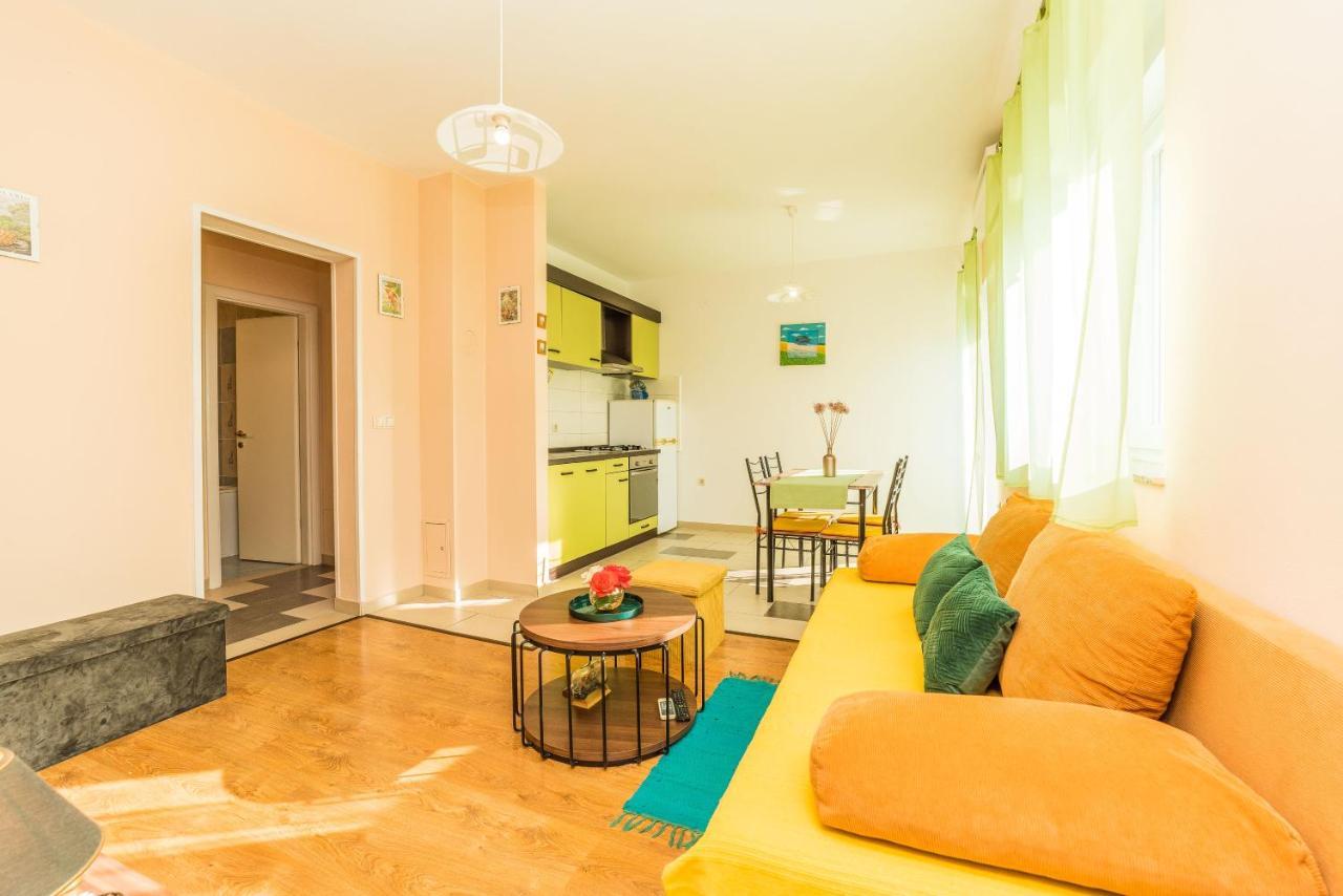 Apartments Matilda Sukošan Buitenkant foto