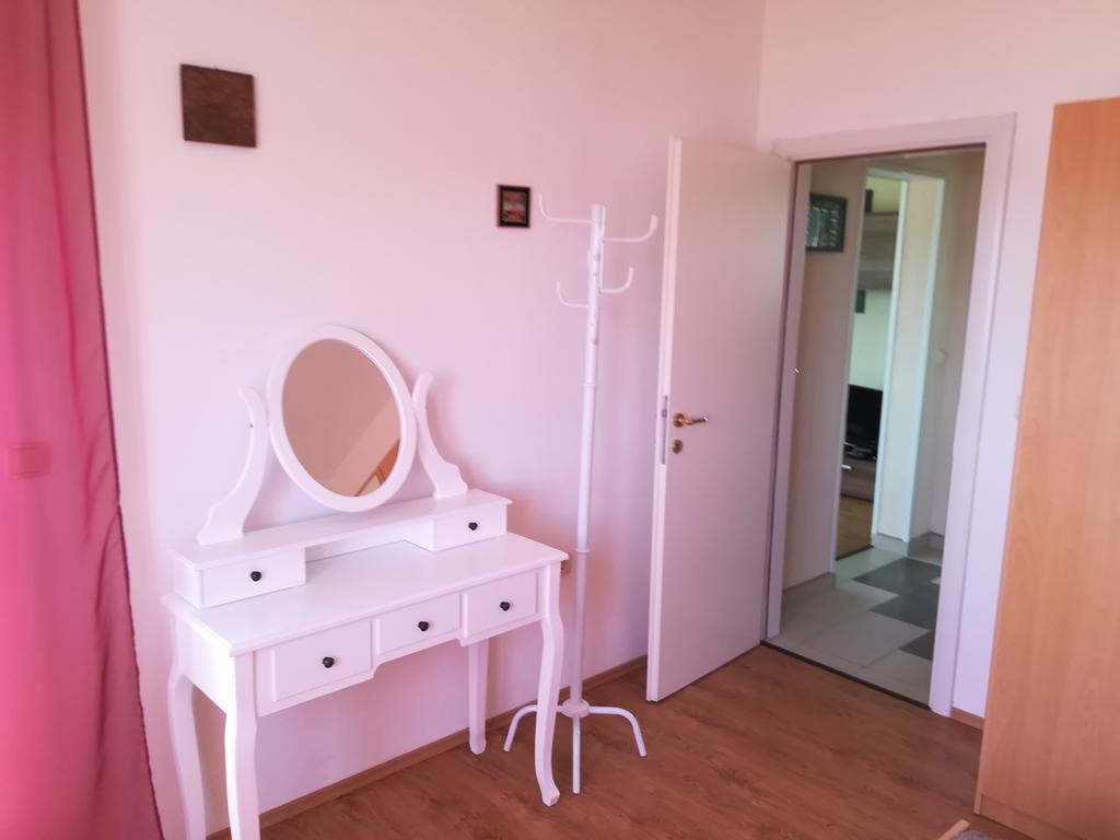 Apartments Matilda Sukošan Buitenkant foto