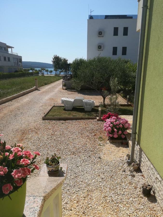 Apartments Matilda Sukošan Buitenkant foto